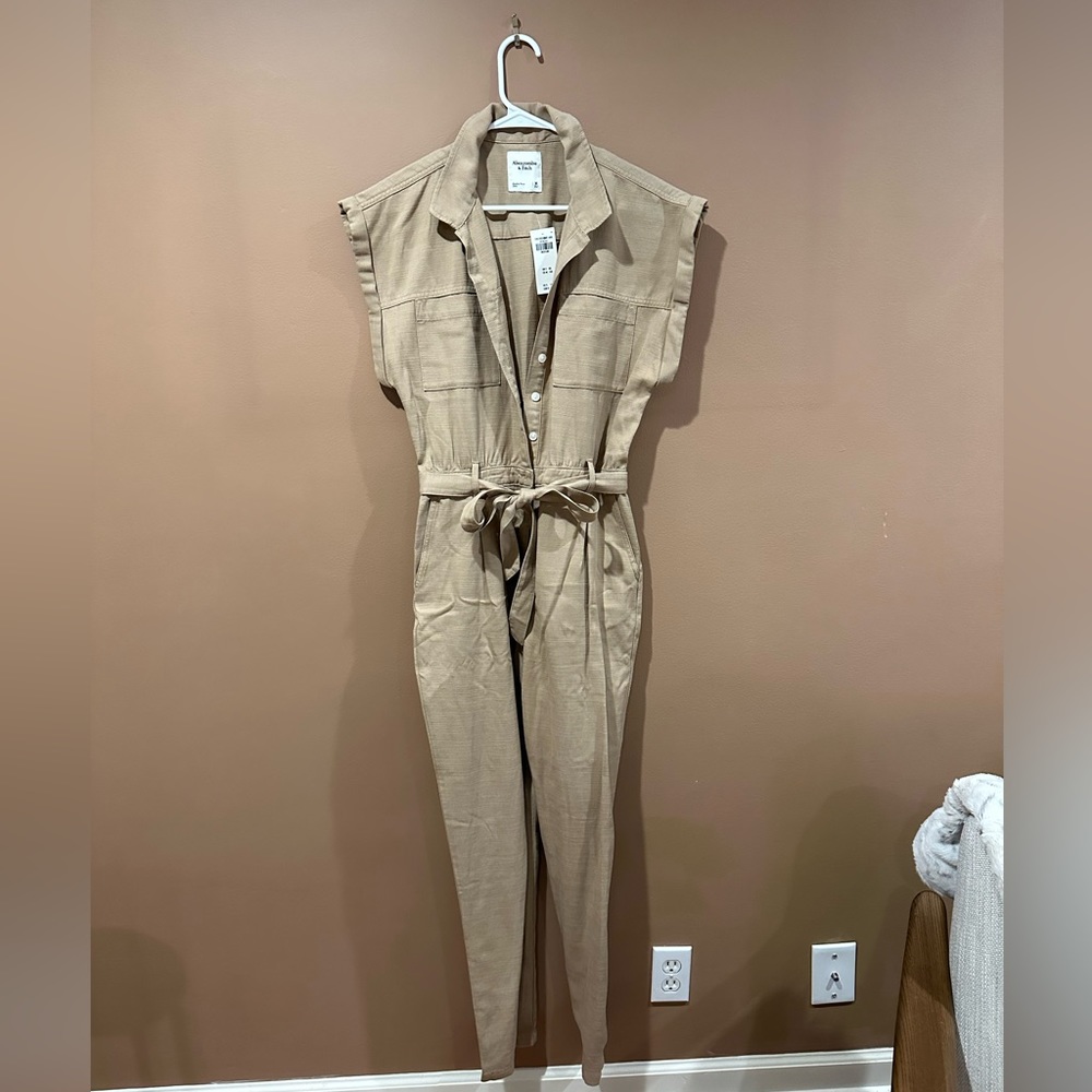 Abercombie & Fitch Cargo Jumpsuit